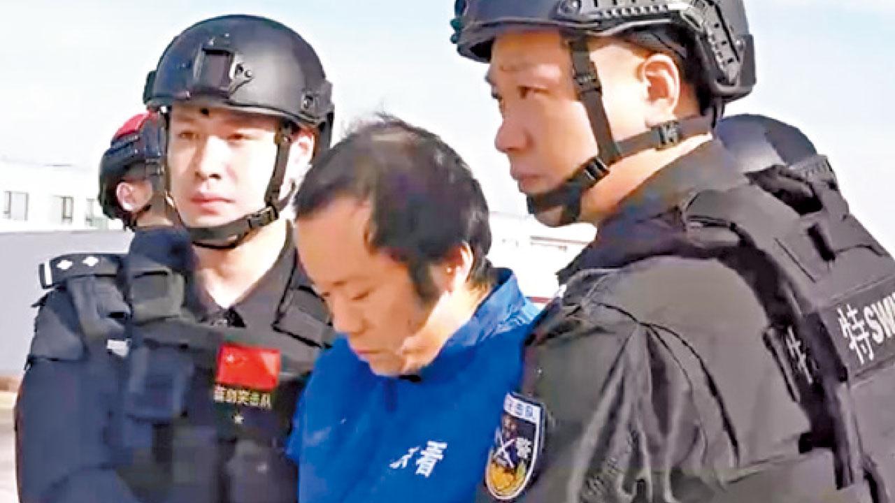 將公開首批通緝集團骨幹成員 詐騙首腦陳志押回中國神情憔悴