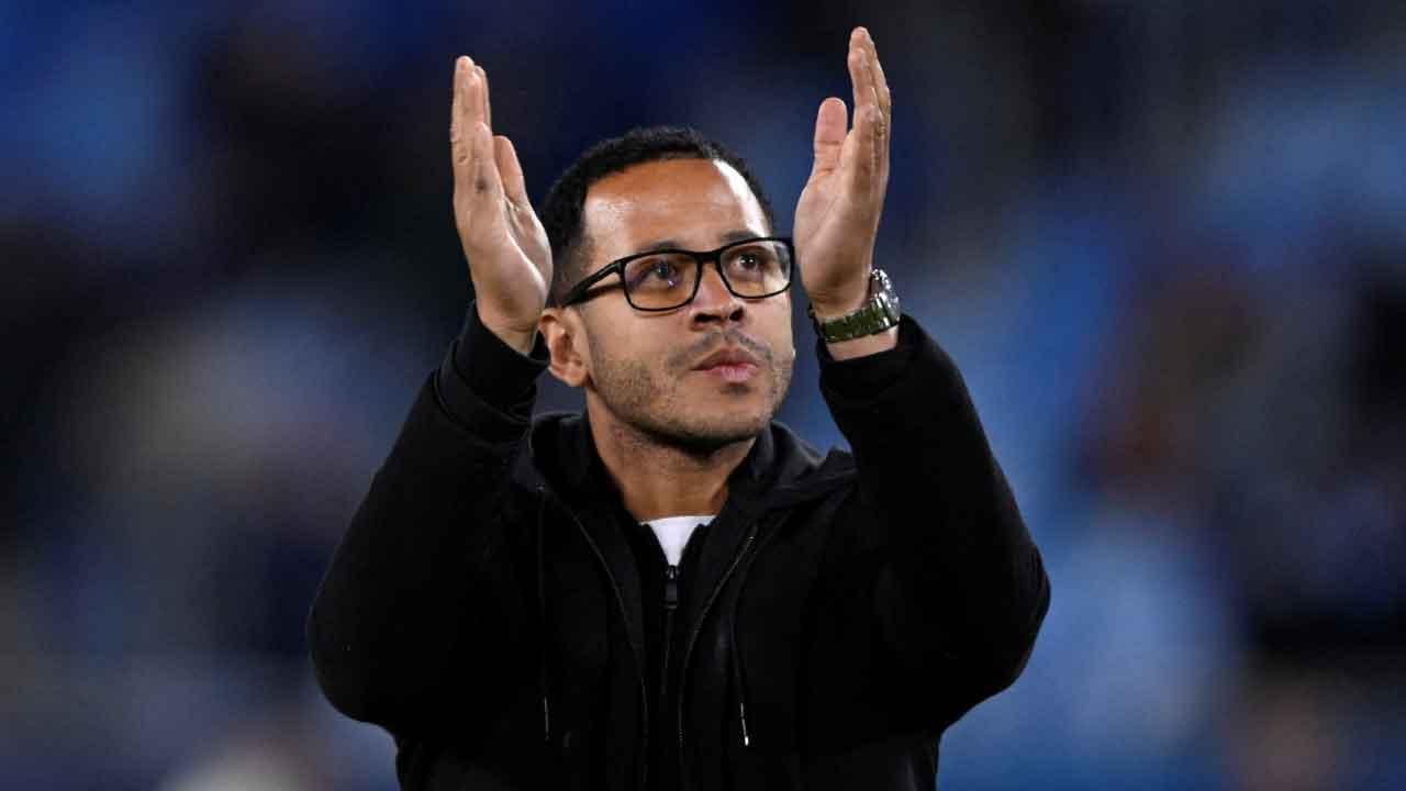 由法甲登英超 羅仙尼亞輕裝上車