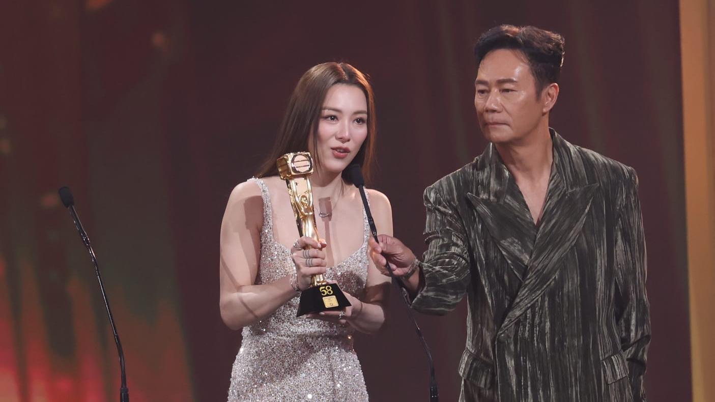萬千星輝頒獎禮2025|王敏奕撼贏龔慈恩奪最佳女配角 喊爆講感言觸動佘詩曼