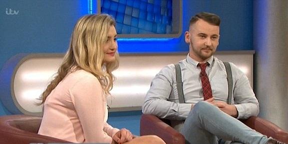 柔情美嬌娃  正身是型男