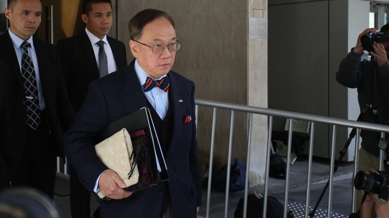 曾蔭權涉貪案 控方指曾蔭權擅於作秘密交易