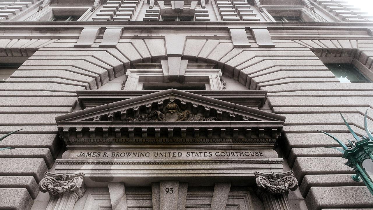 美國上訴庭維持暫緩執行令 7國公民准入境