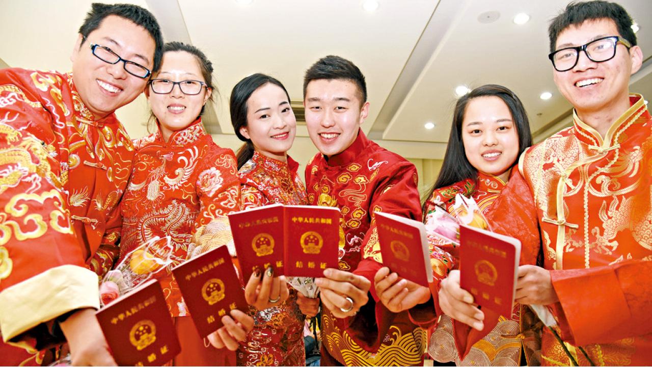 情人節可以更有意義 廣西36對夫婦情侶 攜手捐血