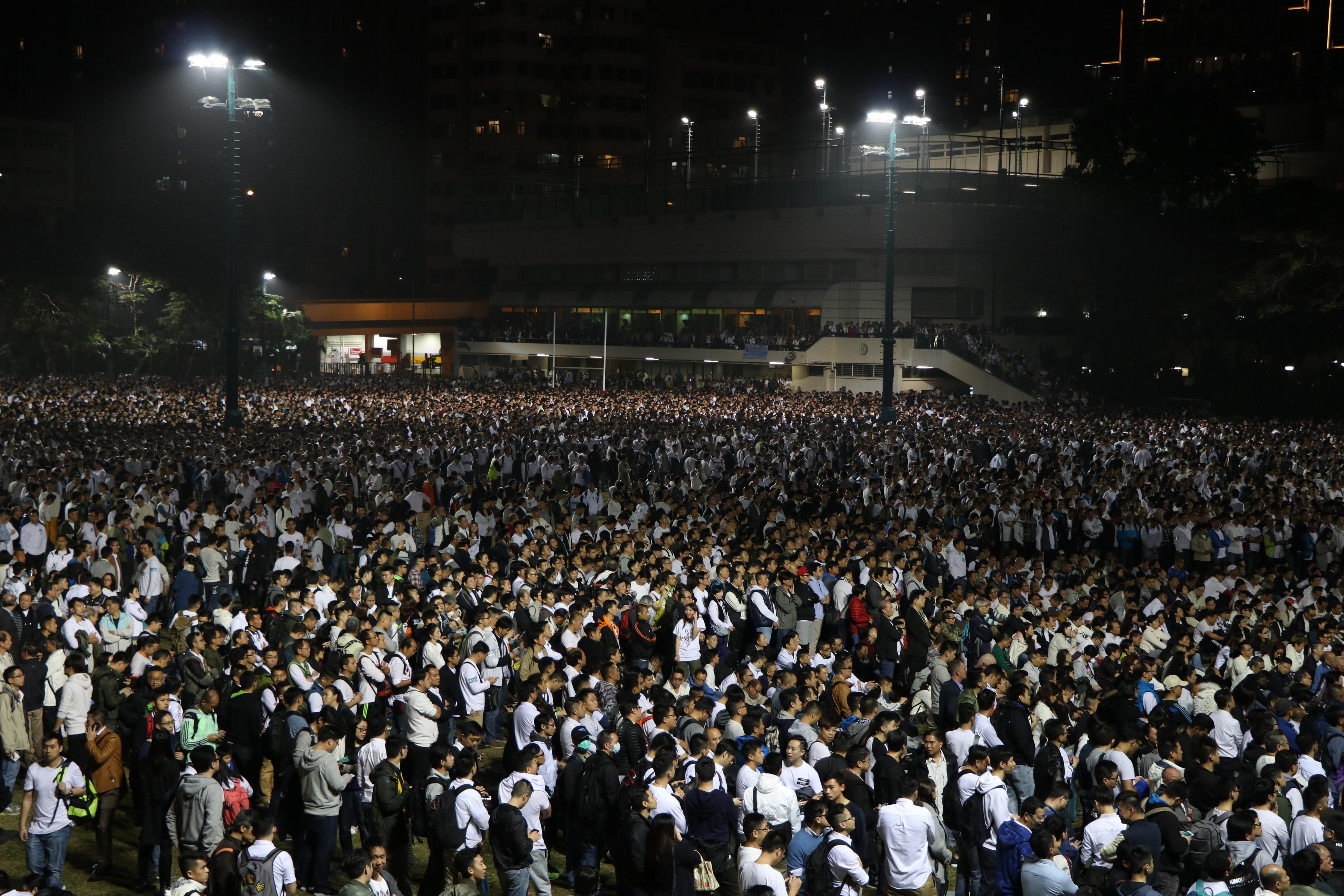 萬警集會撐七警