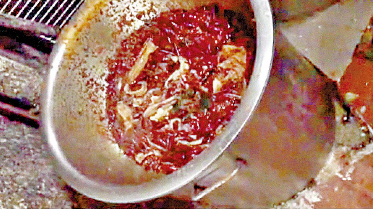 1周560人循環吃 穗火鍋店用口水油