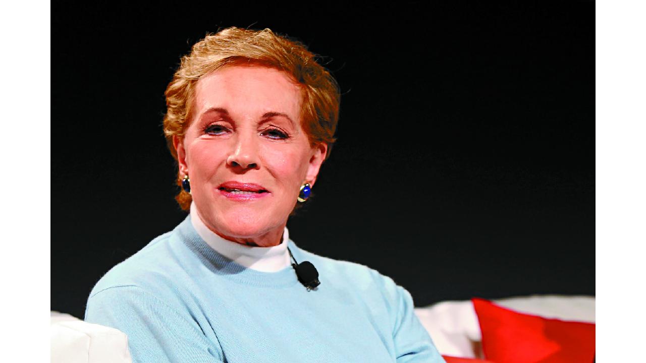 半世紀再哼唱Do-Re-Mi 專訪Julie Andrews