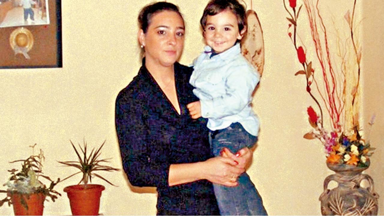 家中失火 意童遭父母擲落樓跌死