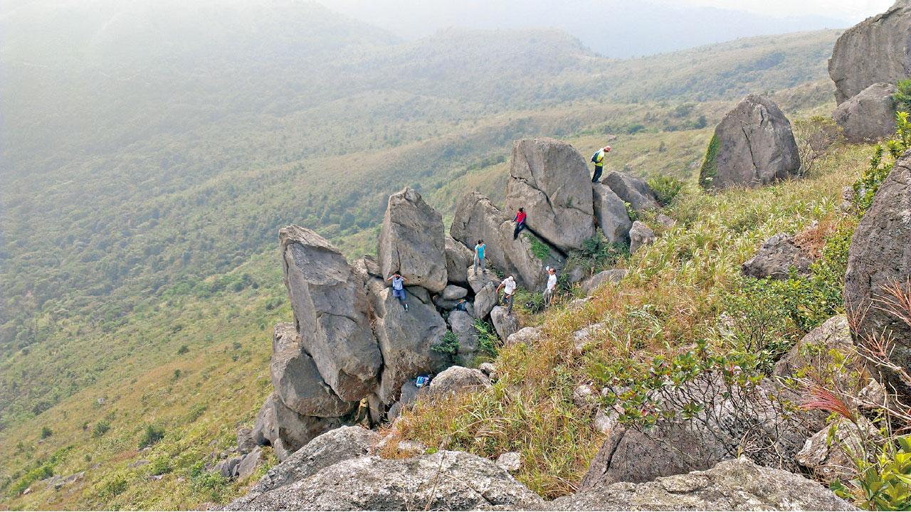 Hike~ 大腦古道登黃牛——從林蔭廢村走到天空之城