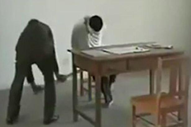 【有片】扯頭撼牆腳踢 疑北韓勞改營守衛虐囚