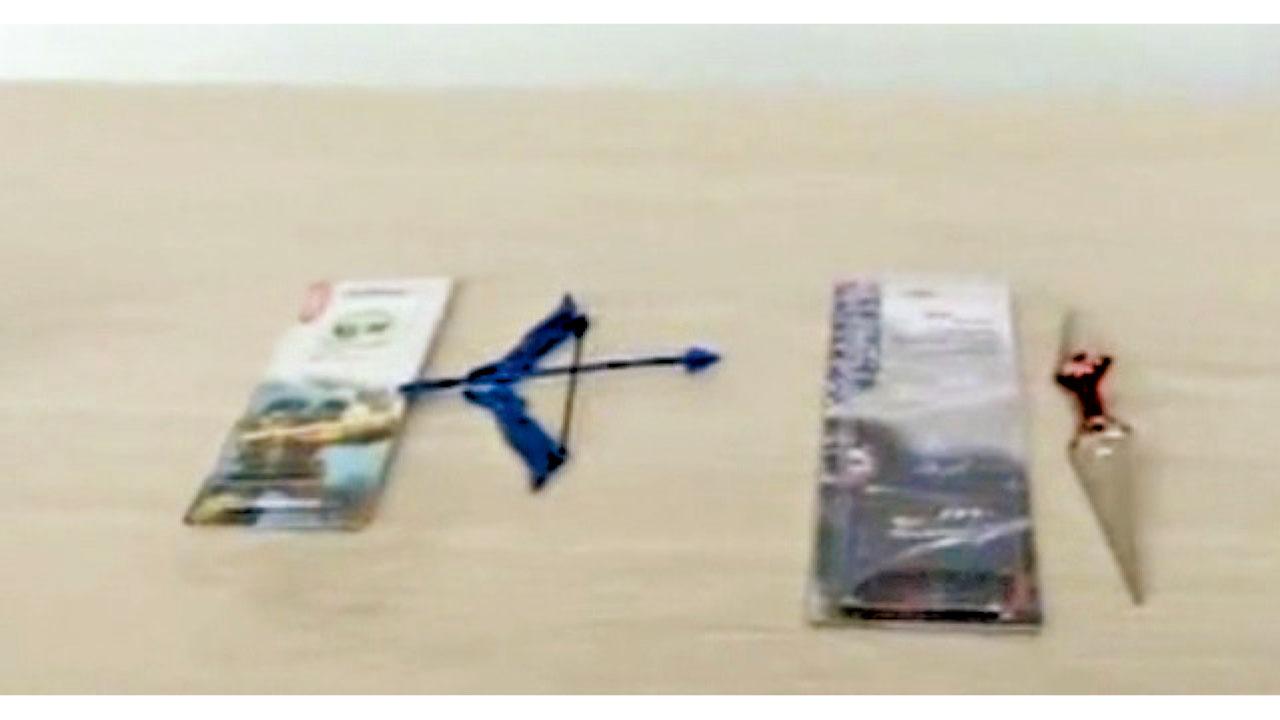 不止牙簽弩 玩具弓刃輕易毀紙張