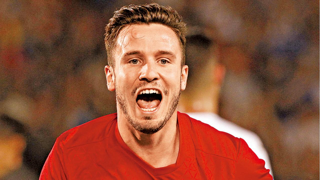 U21歐國盃4強戴帽  沙奧尼古斯勢成搶手貨