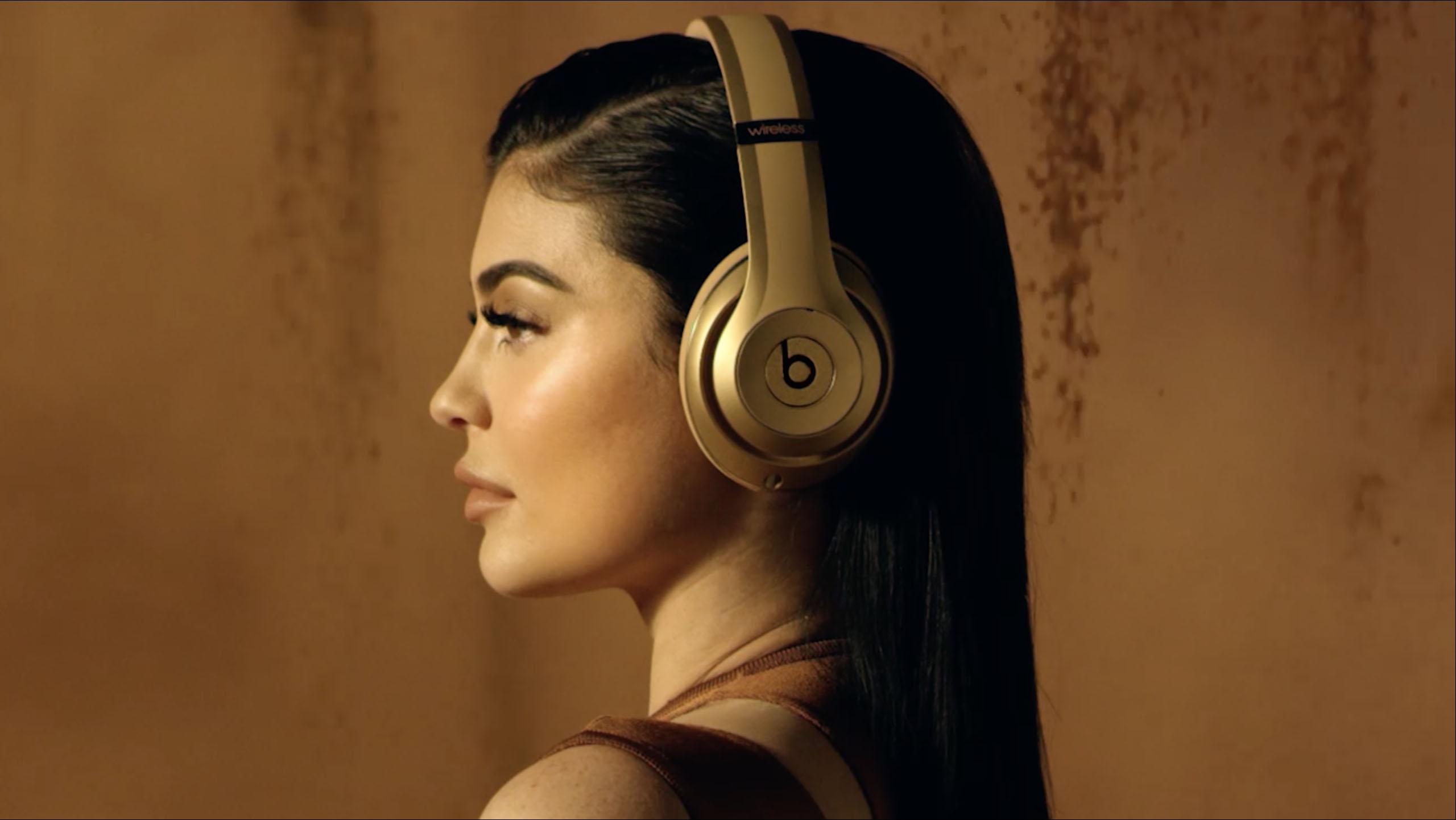 Balmain特別版Beats耳機