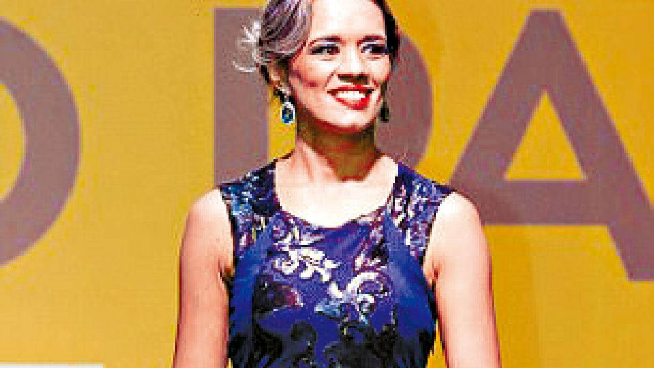 縮胃小姐  弗媽膺冠