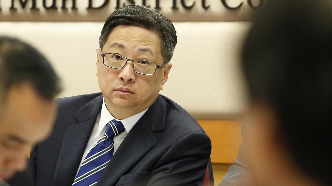 盧偉聰：不容許香港以外執法人員在港執法