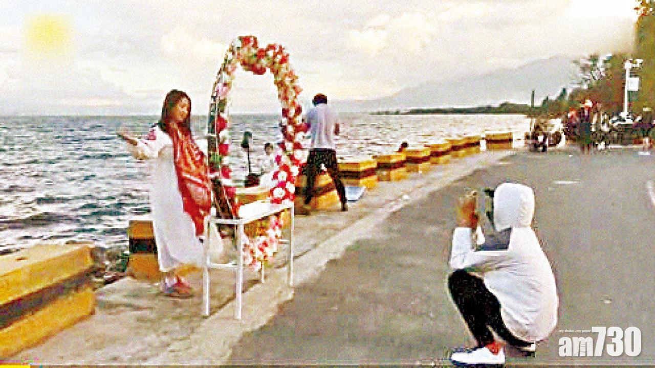 海邊擺道具 拍照索錢 大理官方：已取締攤檔