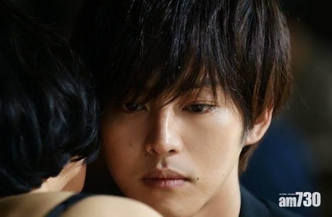 【即時娛樂】松坂桃李獨遊吳哥窟險喪命