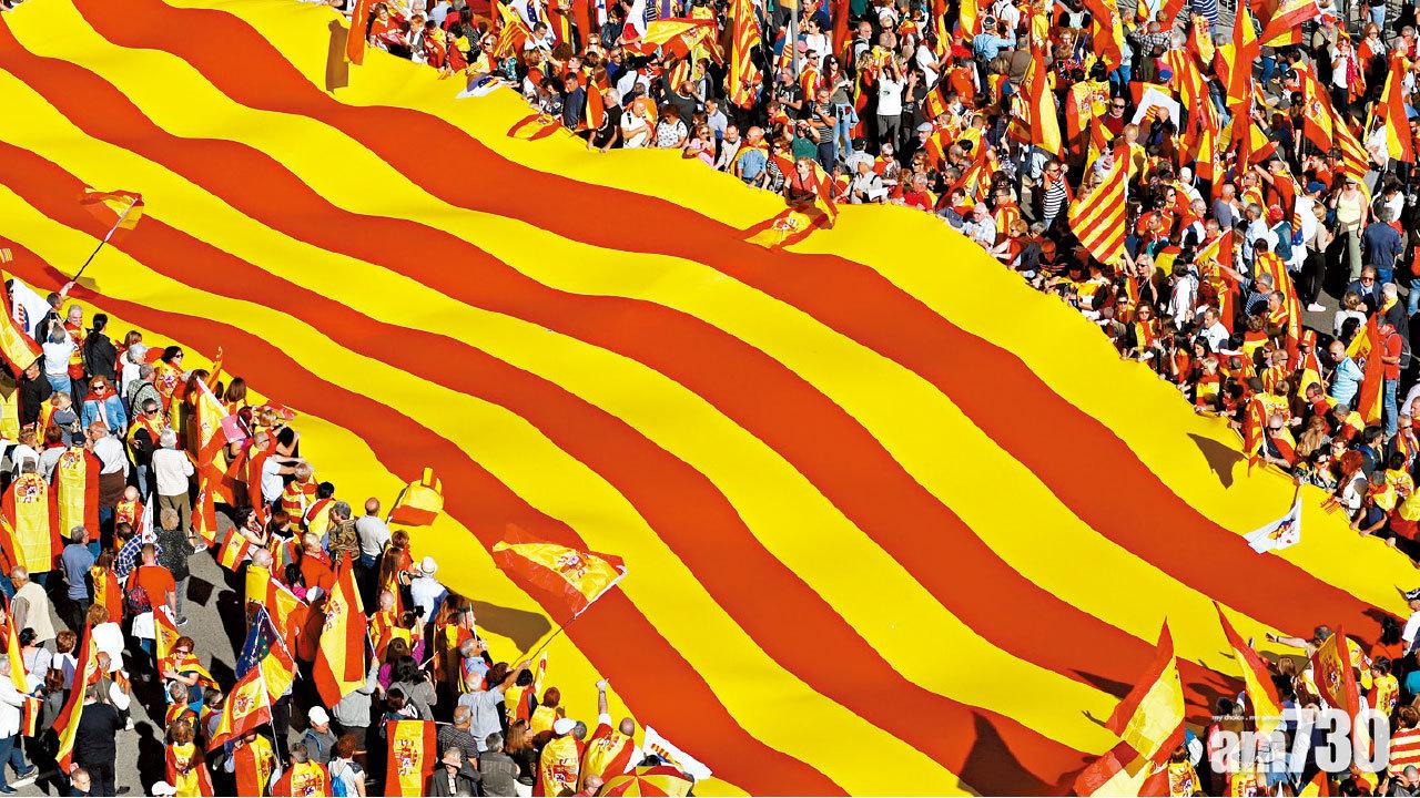 巴塞30萬人上街反獨立 加泰統派支持反勝獨派