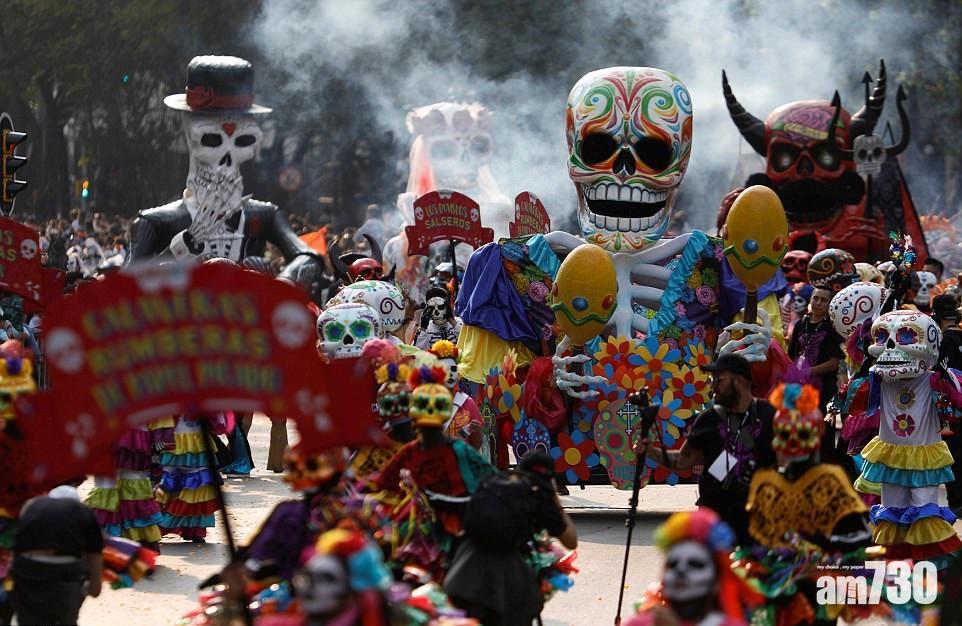 墨西哥重陽 骷髏喪屍招搖