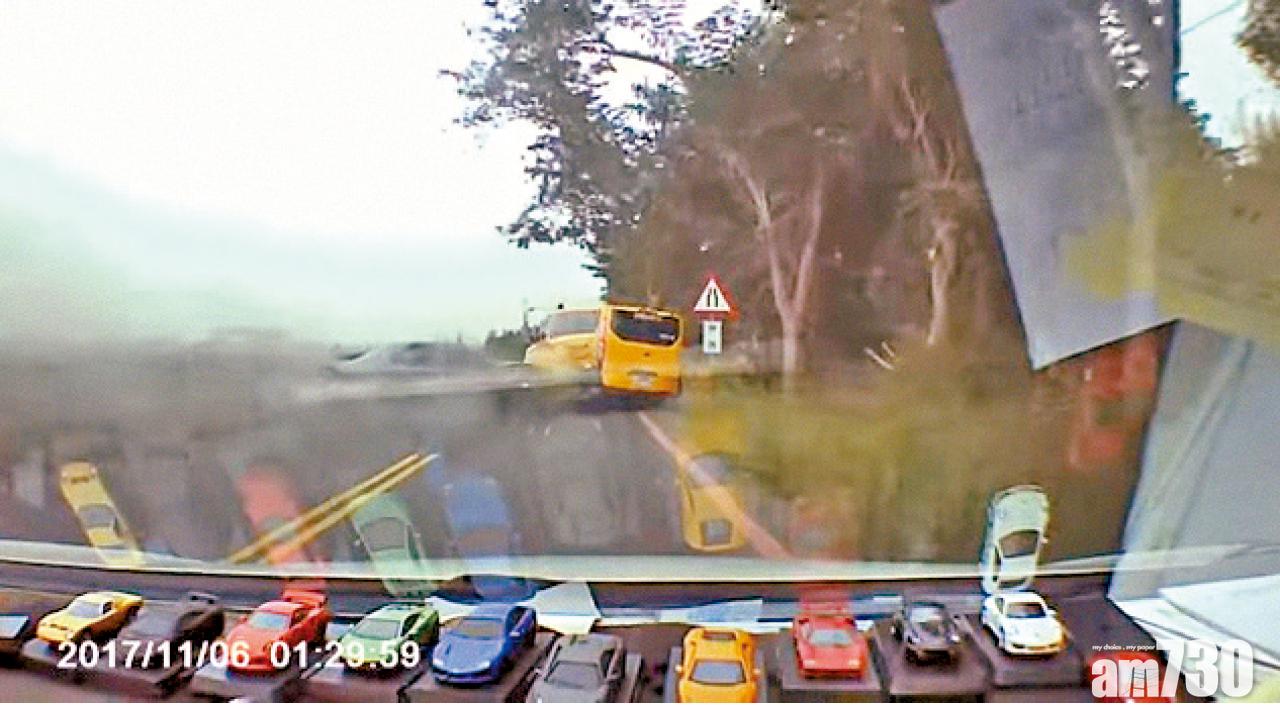 台南包車遇警匪追截 4港客捱撞2人傷