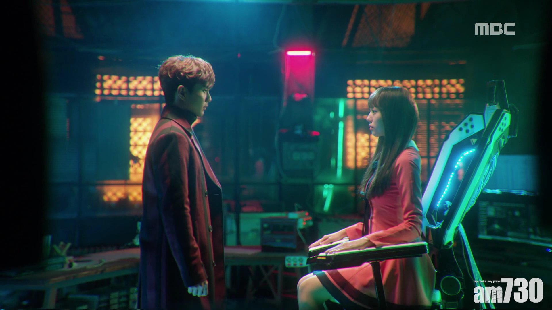 【即時娛樂】《不是機械人啊》v.s.《黑騎士》 12月6日首播