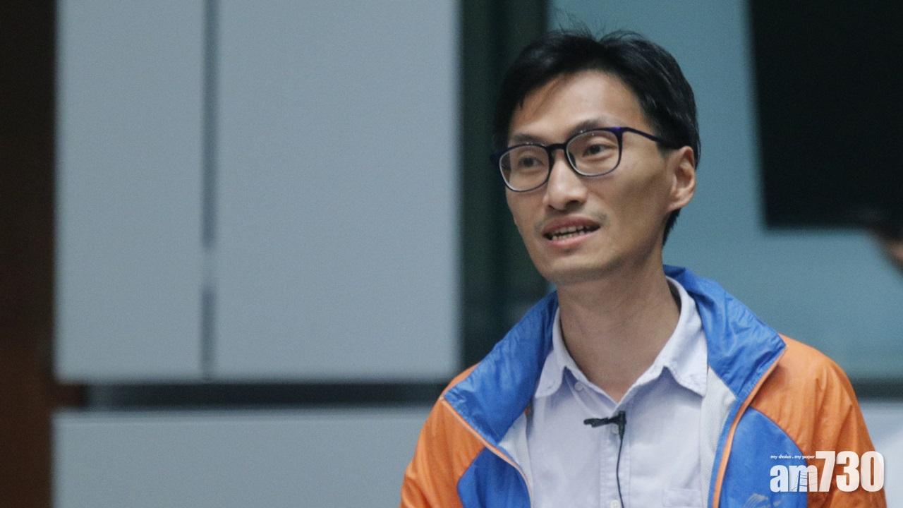 朱凱廸鐵鏈自綁拒離開  保安剪鐵鏈將其抬走