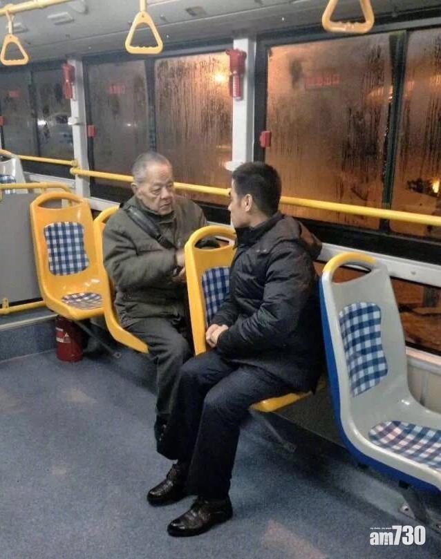 【暖心】兩日不見獨居老人搭車 滬巴士司機上門救人