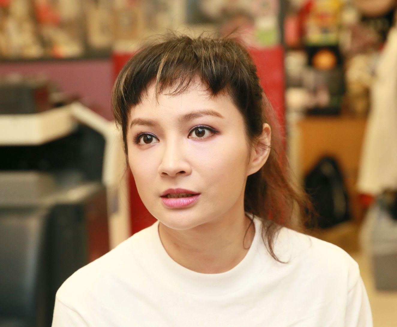 【即時娛樂】F.I.R前主唱Faye祝福前隊友