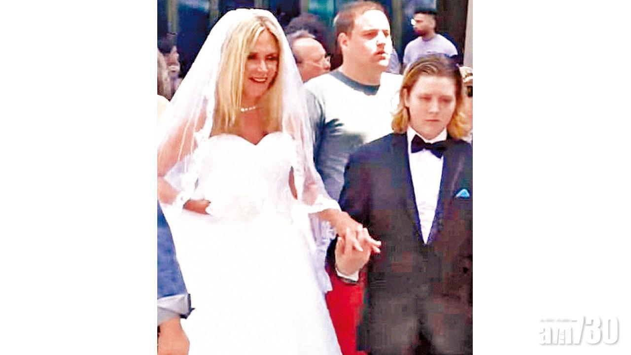 老妻童夫測民心