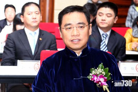 王健法國攀牆拍照 失手從10米高墮地亡