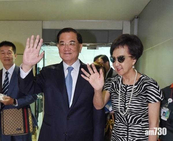 連戰啟程訪陸 明與習近平會面