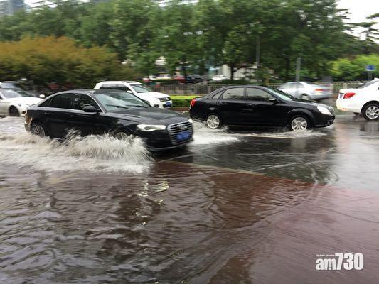 北京繼續暴雨 首都機場303航班取消
