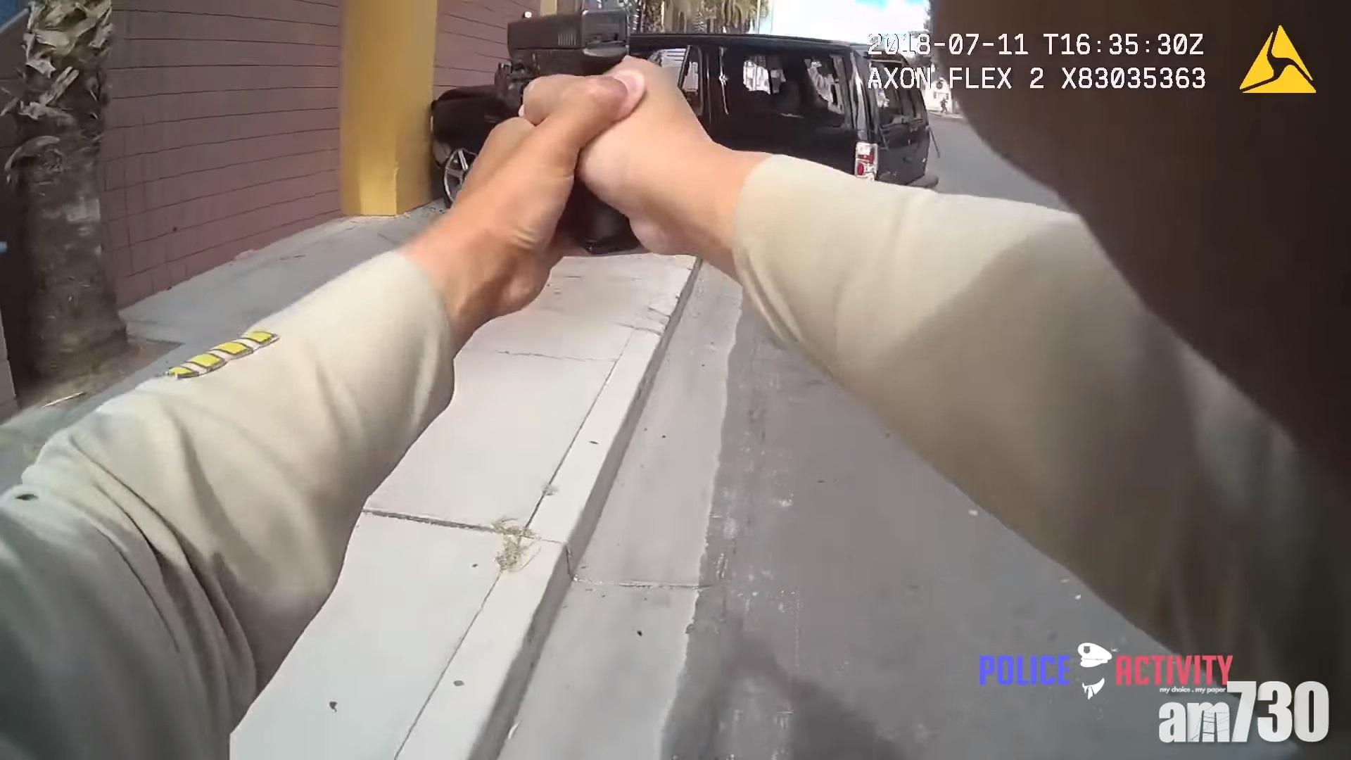 【唔係打機】警匪駁火66槍 隨身攝影機拍下(有片)