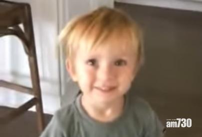 【冧到震】唔記得講！兩歲B喊住衝出門向爸爸說「我愛你」