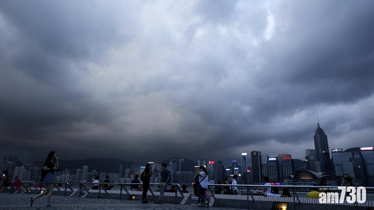 【山竹襲港】天文台：凌晨1時10分前改發8號風球