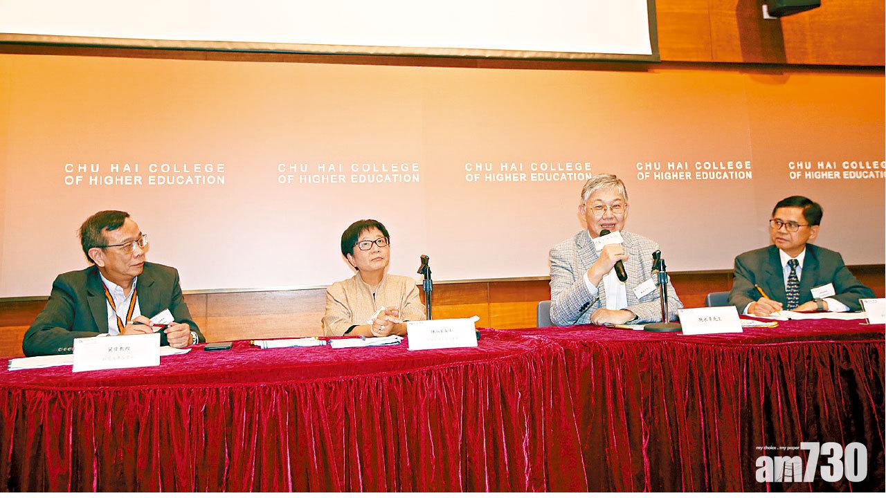 中港融合 逾半港青不認同