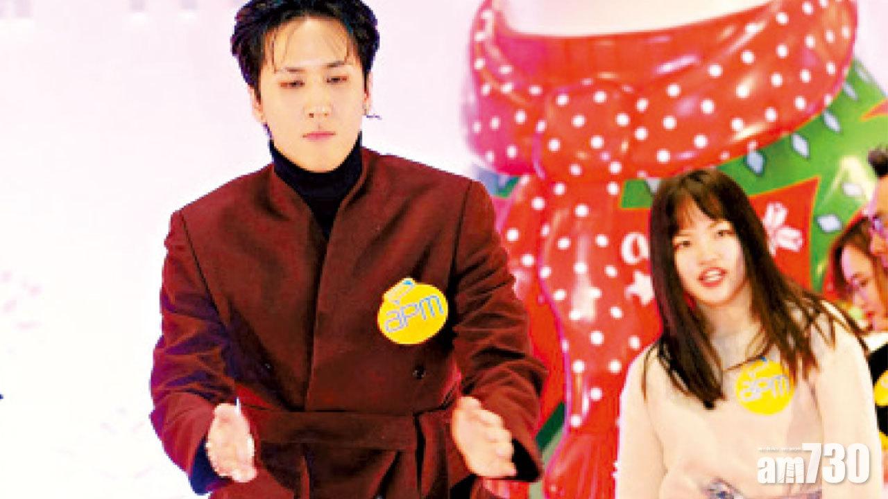 Ravi打算呆在家中作曲過聖誕節 