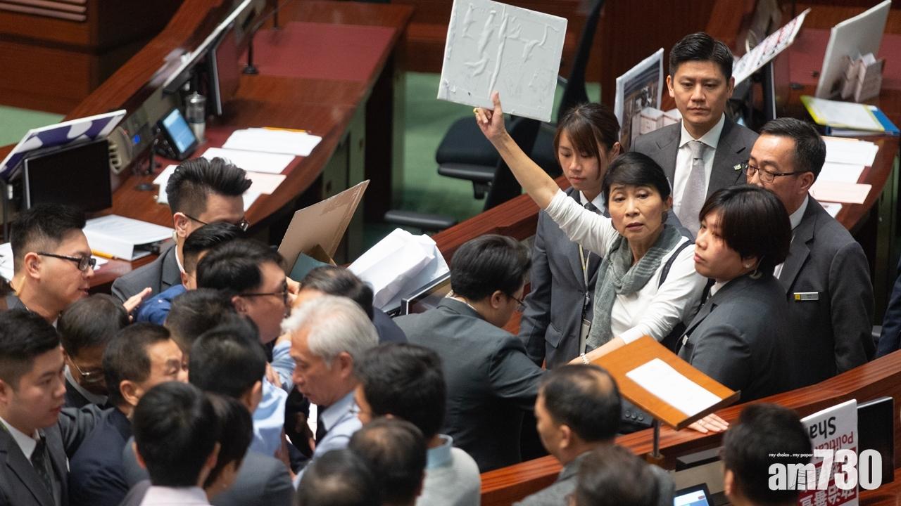 梁君彥指多名議員叫囂  宣布特首答問時間結束