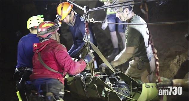 【欺騙世界】3種藥物迷暈再救出   新書爆泰少足隊曾學潛水是謊話