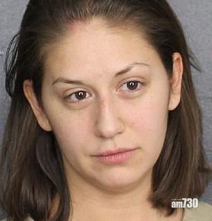 【側目】惡婦拒同小童坐  吐口水爆粗鬧拍片者：拍咩呀拍！(有片)