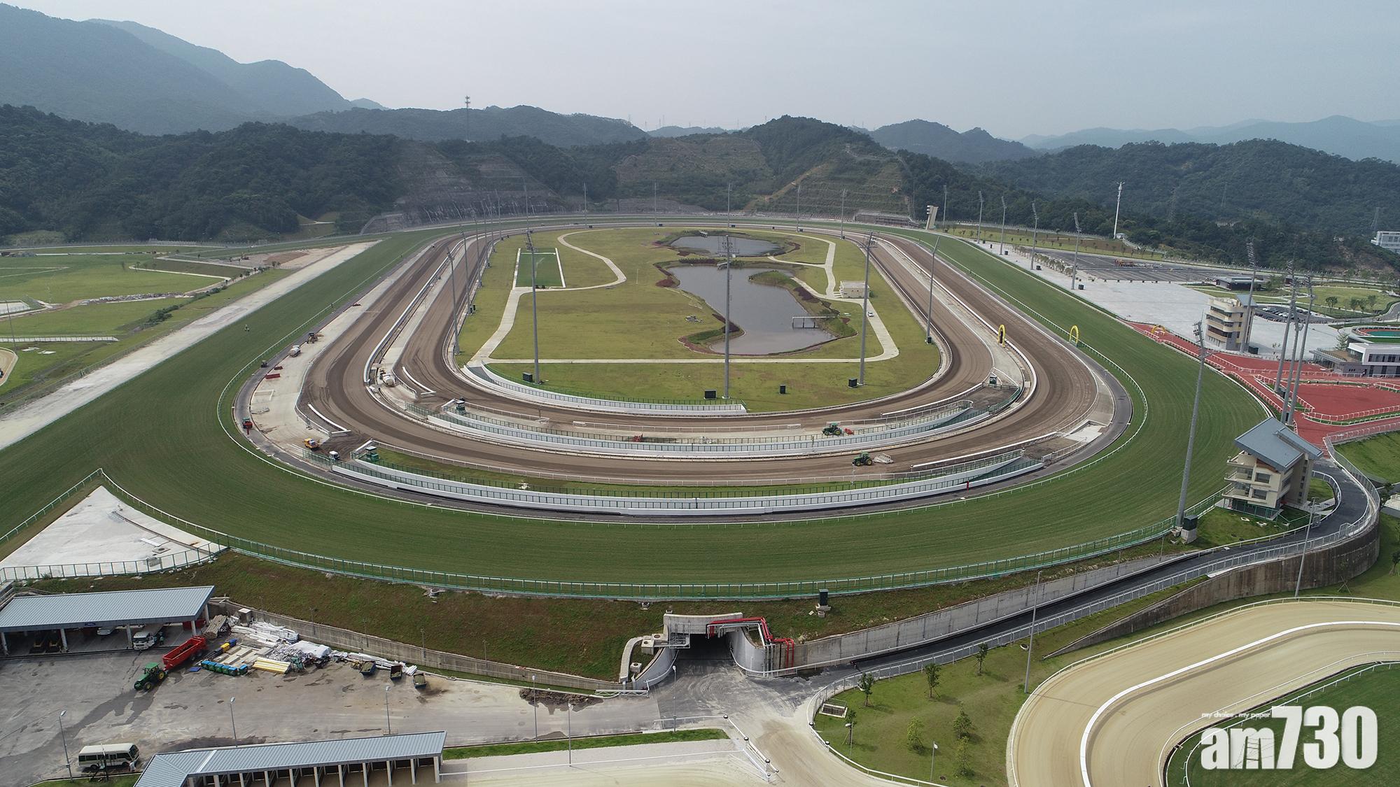 【從化馬場】首場示範賽  蔡明紹策雪戰神駒創歷史