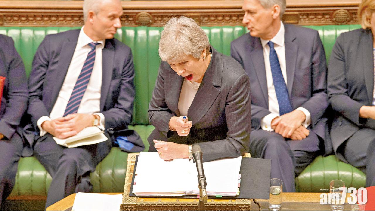 朝野狂轟脫歐新方案   英媒︰文翠珊今下台