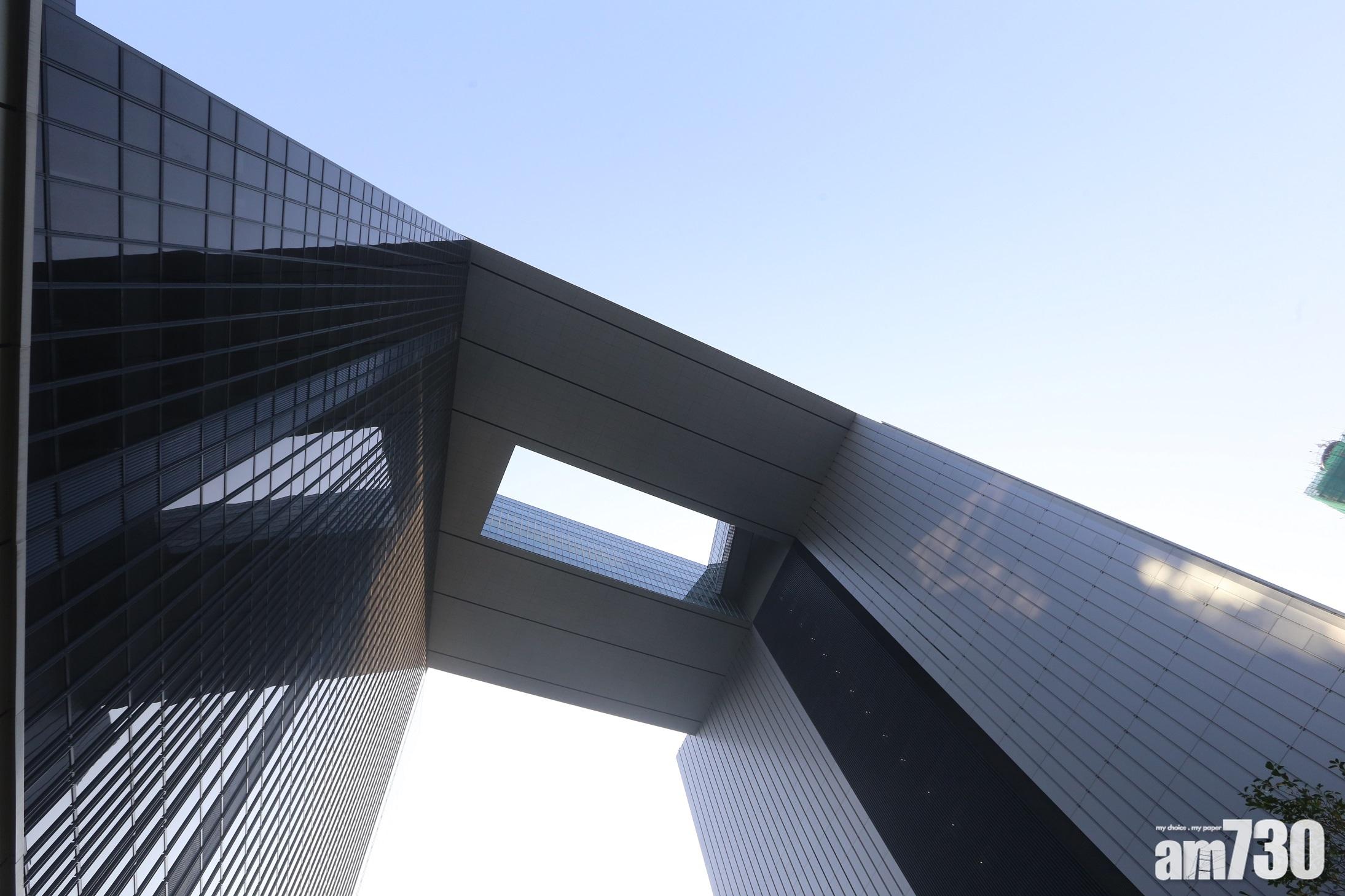 多名司局長指政府會認真改進冀各界重新出發