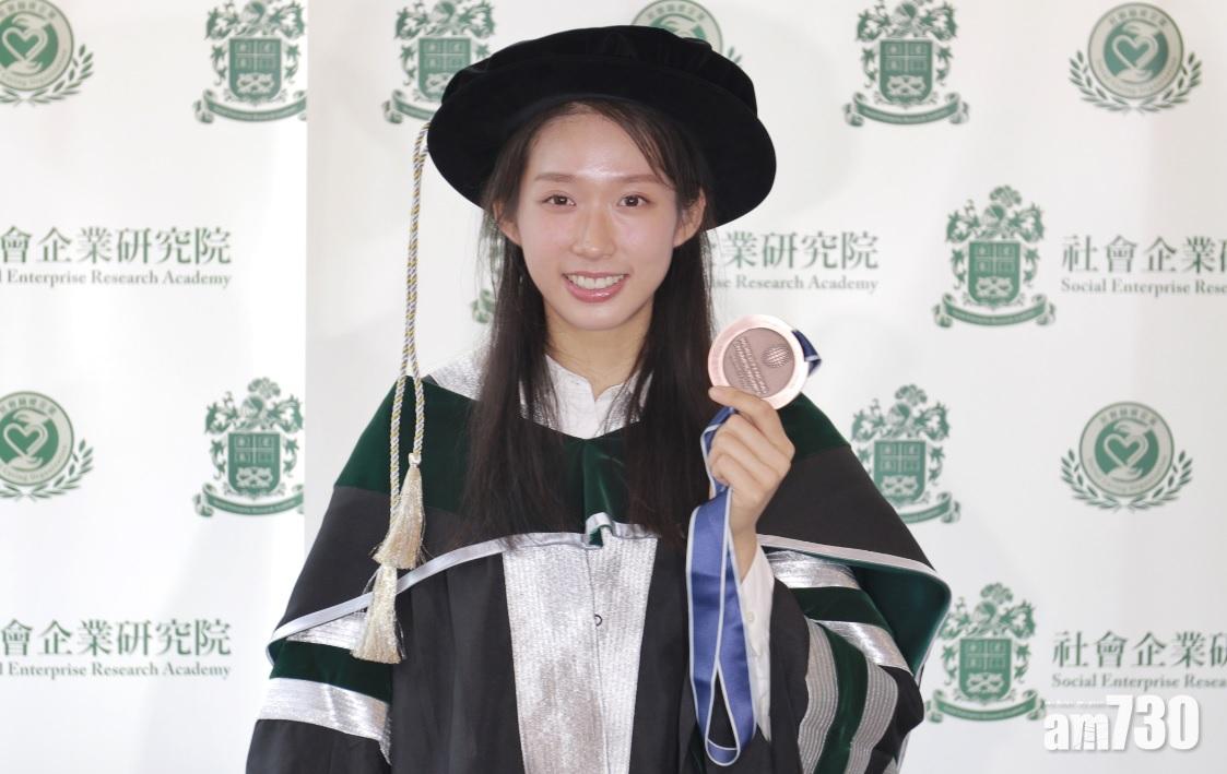 【世界一姐】以膝傷比喻局勢　江旻憓哽咽：香港人一定可以克服