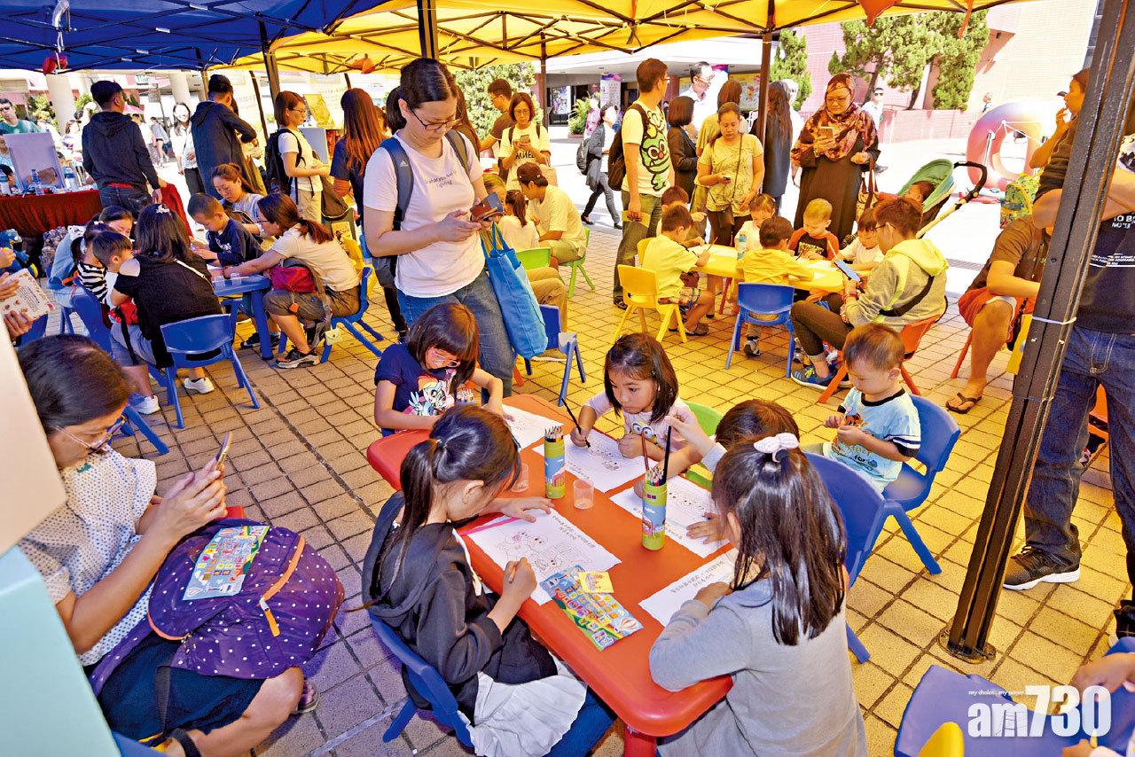 雙職家長壓力大 5.3%情緒不穩有自殺風險