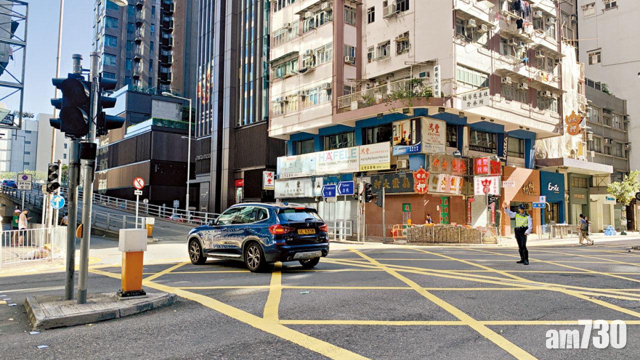 各區交通燈衝突中被毀 交通混亂