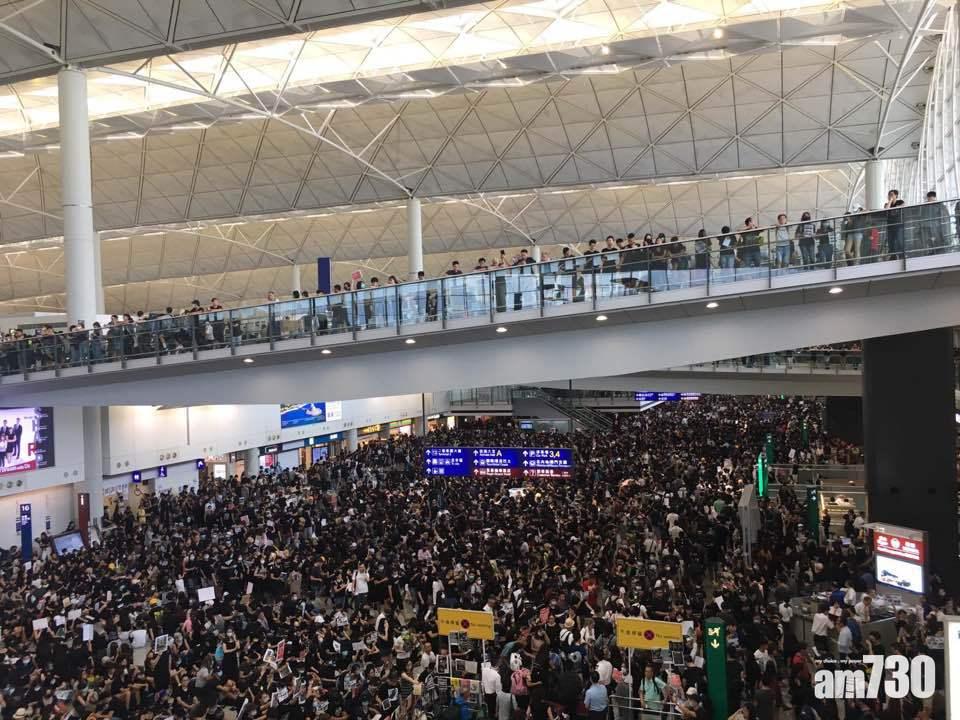 機管局：機場運作嚴重受影響  6時起航班重新編配