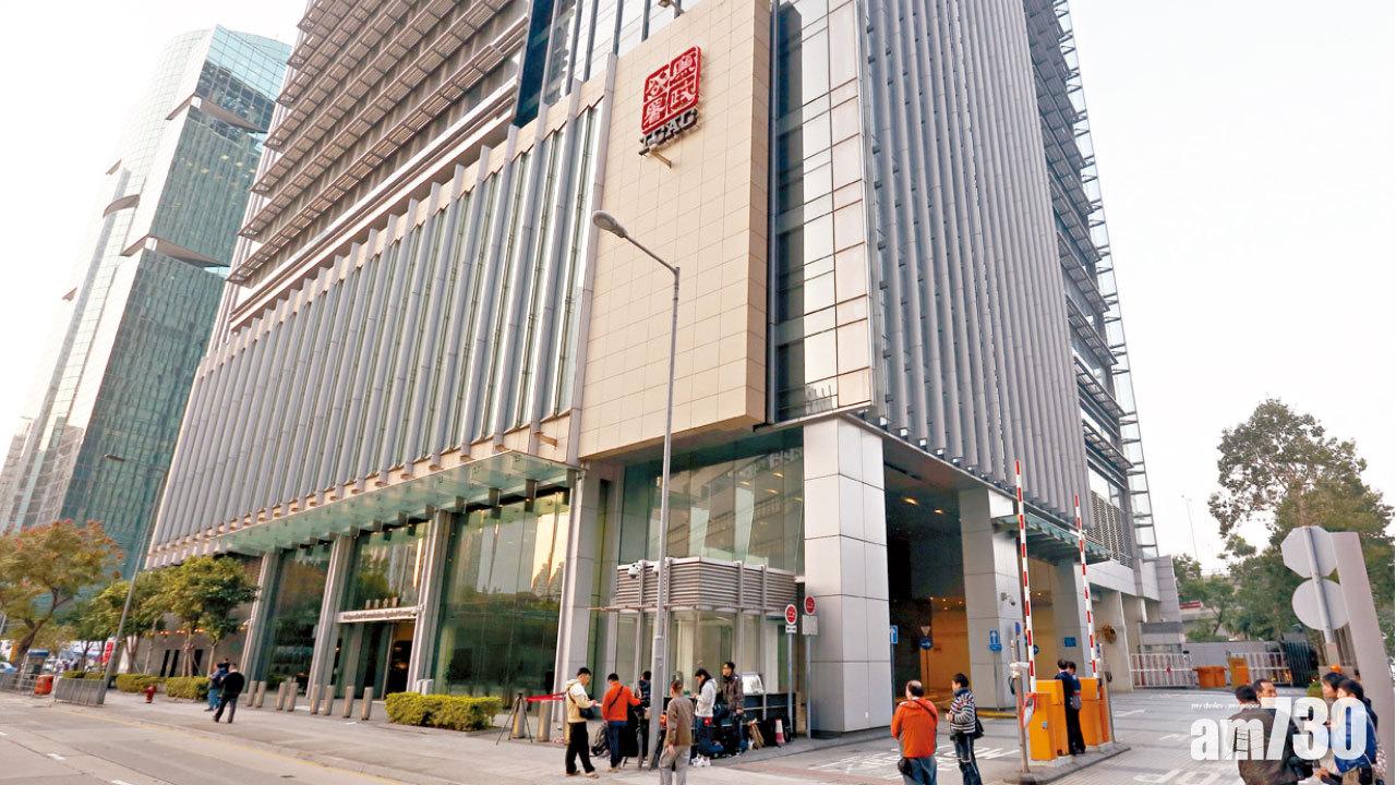 交友程式相識 呃十萬再買6萬元名錶  25歲警員被控欺詐 明應訊