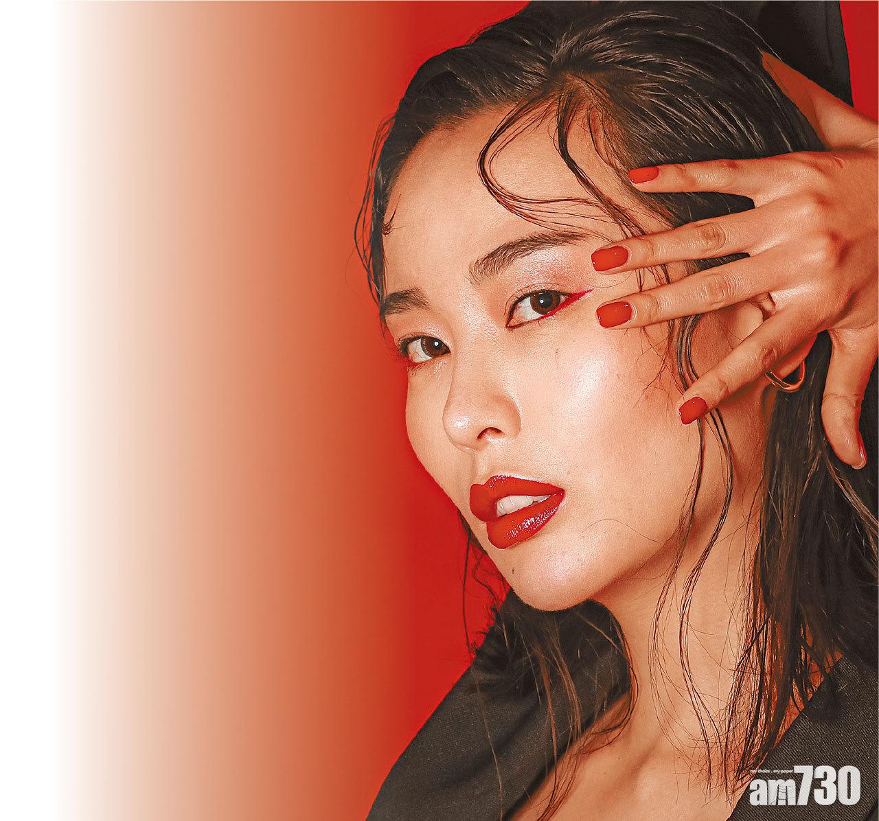 shu uemura 立體紅唇