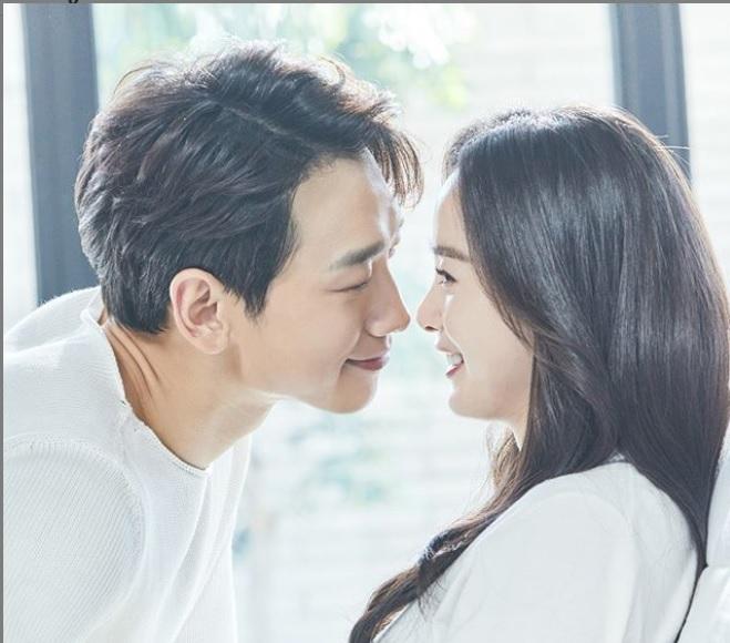 Rain 金泰希夫妻檔拍廣告