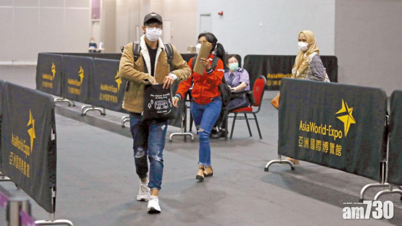 內外夾擊 新增44確診破300 隔離病房瀕爆煲